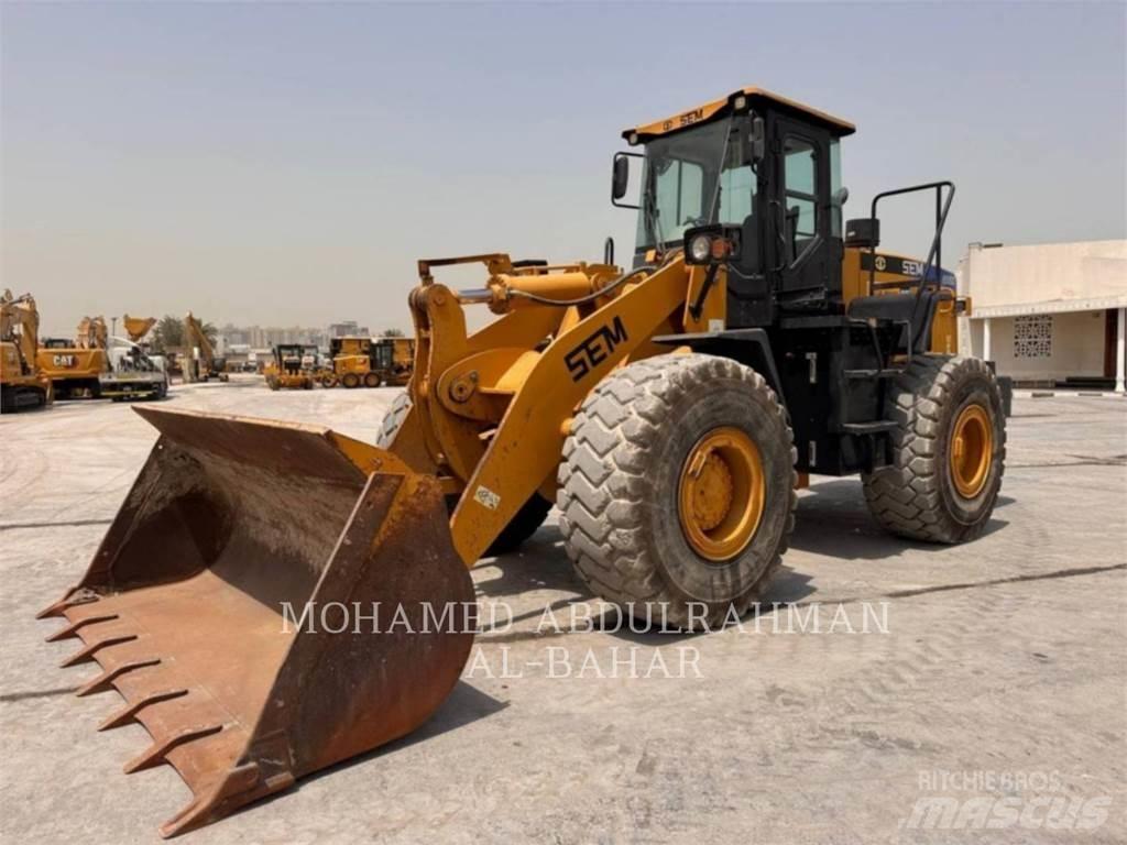 CAT SEM655D Radlader