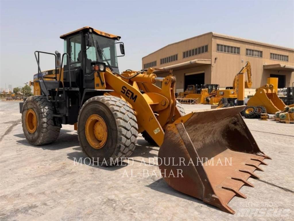 CAT SEM655D Radlader