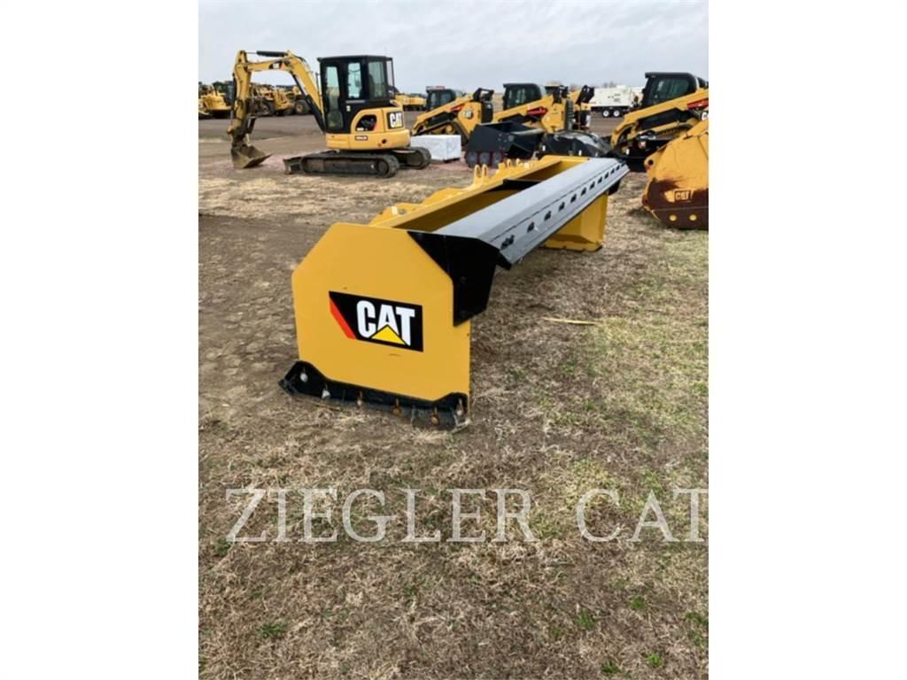 CAT STRAIT SNOW PUSHER Schneefräse
