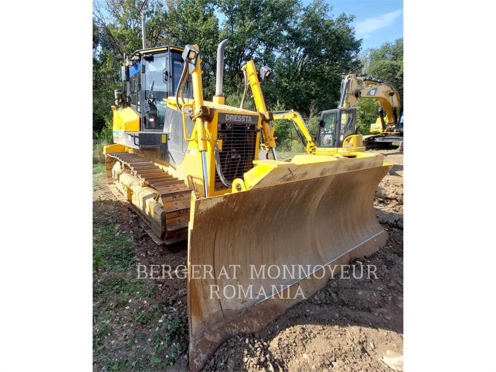 CAT TD-15M Bulldozer