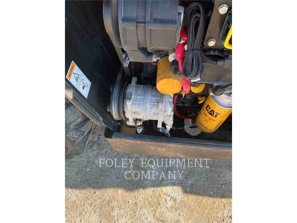 CAT TH255C Teleskoplader