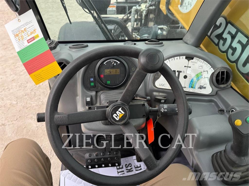 CAT TH255C Teleskoplader