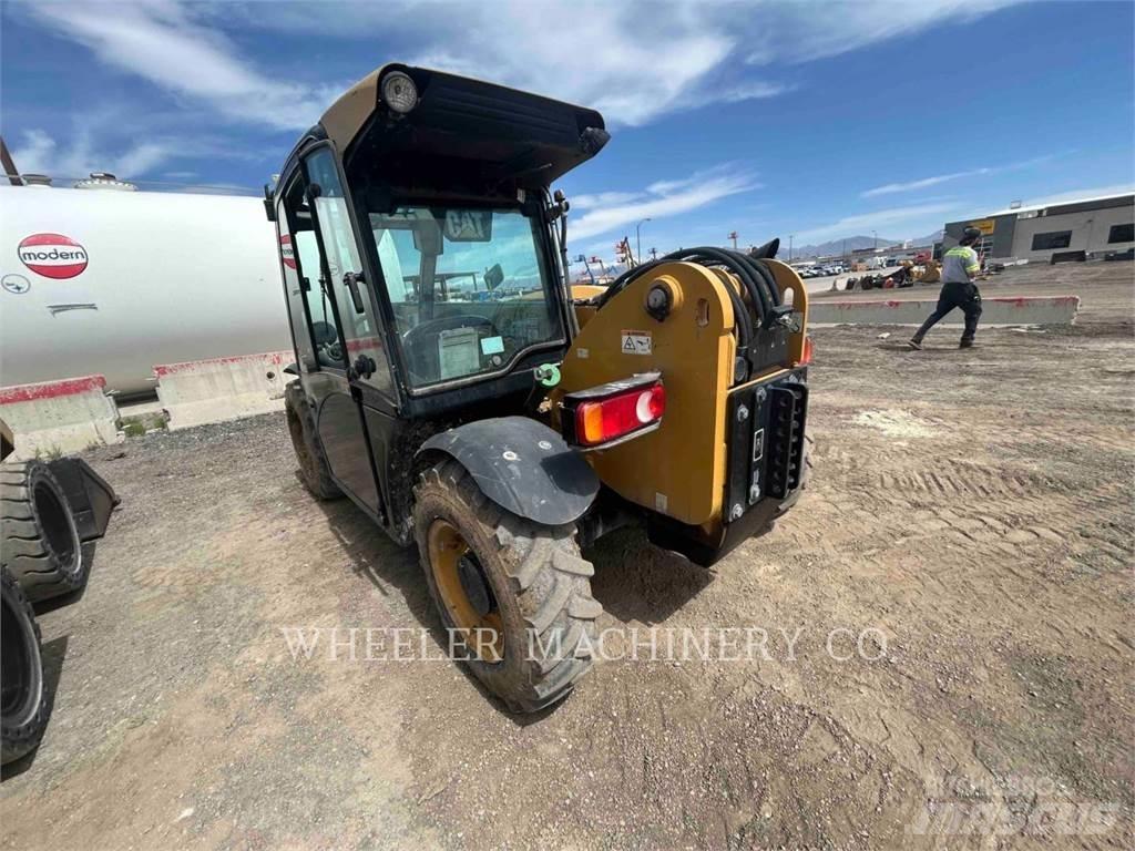 CAT TH255C CB Teleskoplader