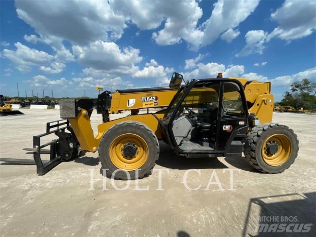 CAT TL642 Teleskoplader