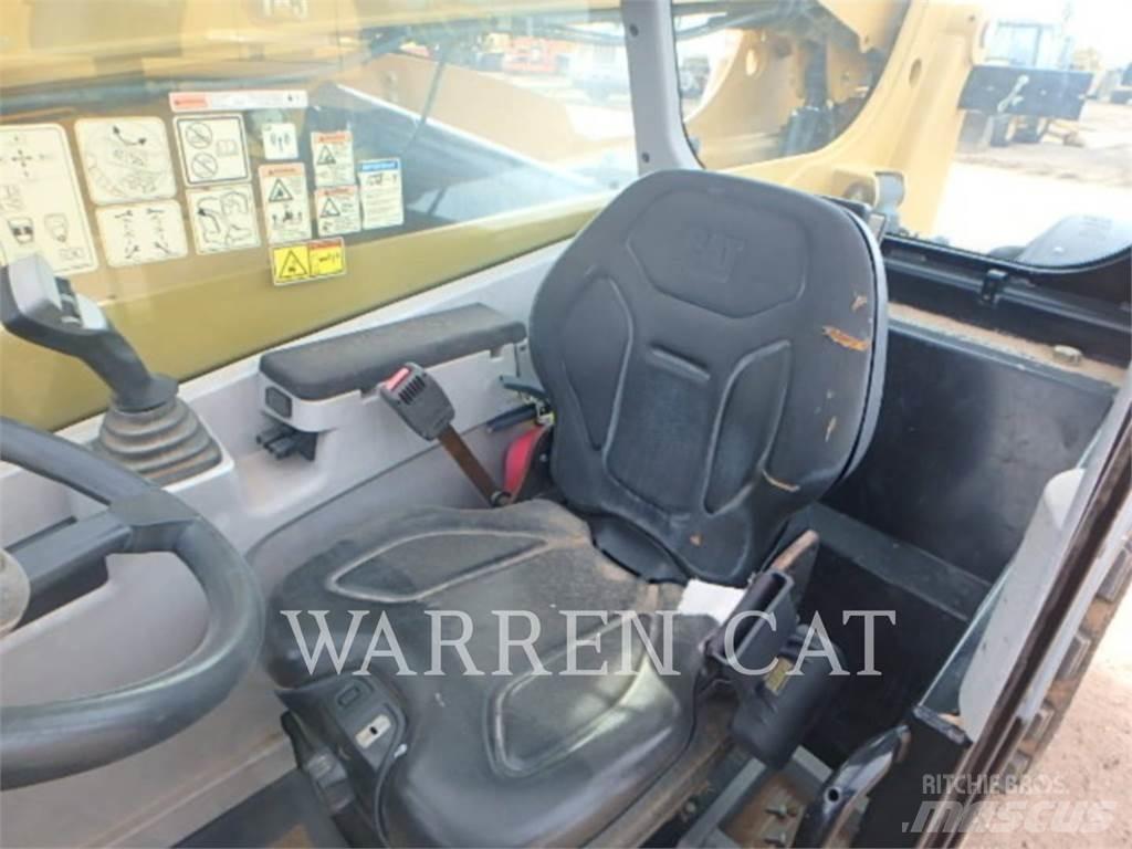 CAT TL642D Teleskoplader