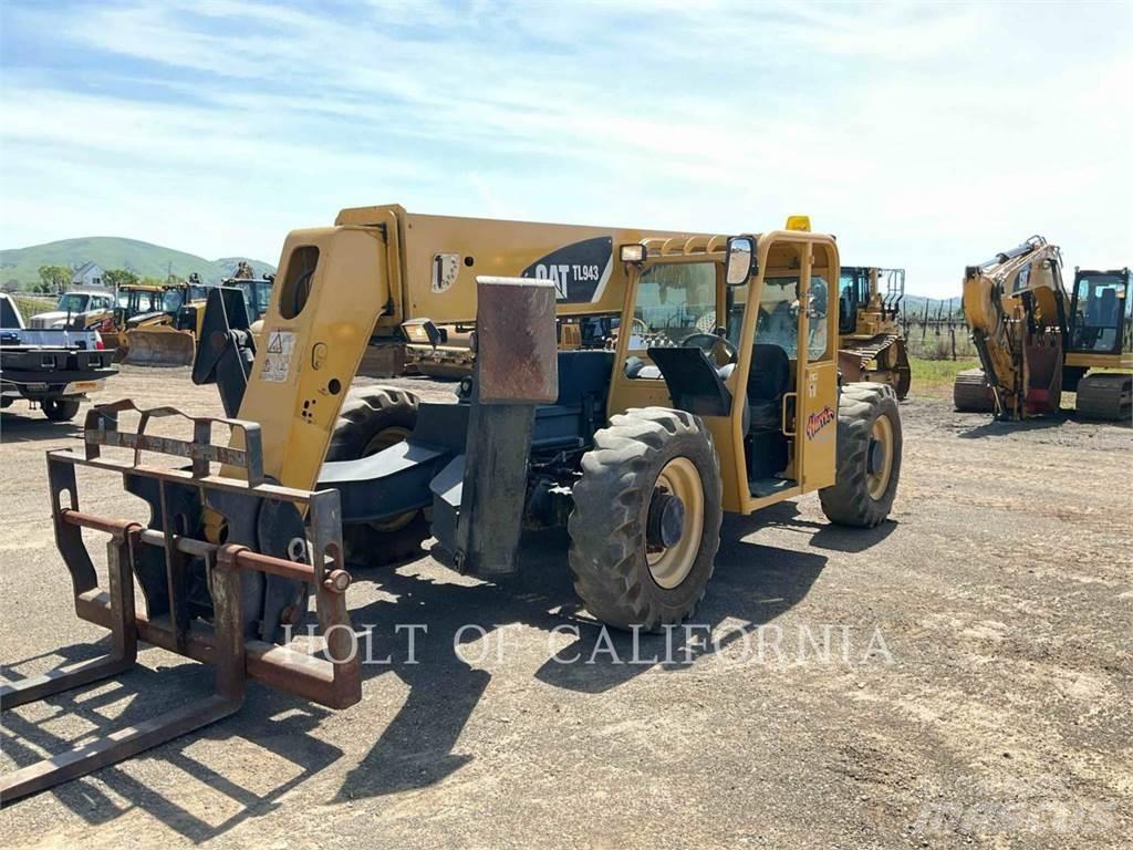CAT TL943 Teleskoplader