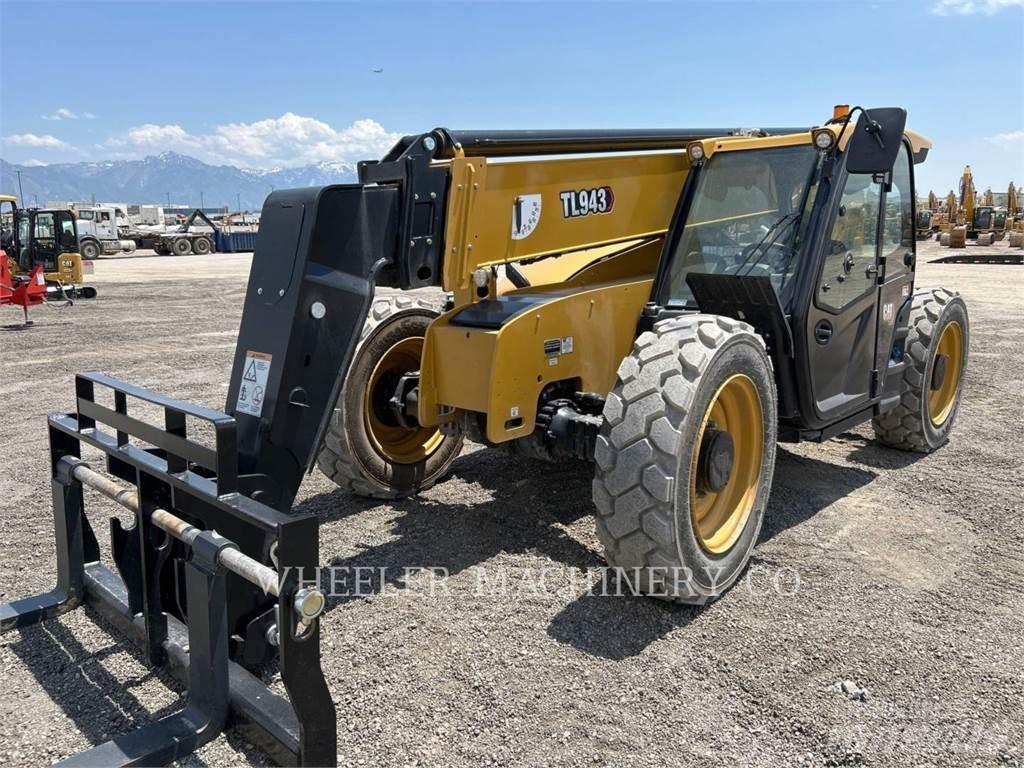 CAT TL943 CB Teleskoplader