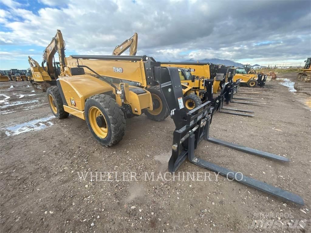 CAT TL943 CB Teleskoplader