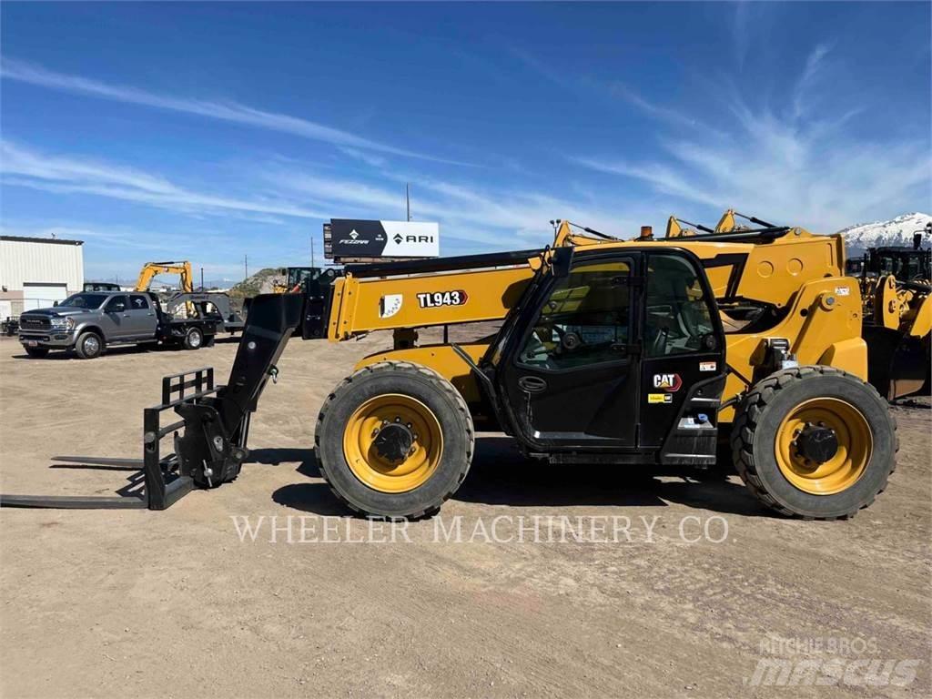 CAT TL943 CB Teleskoplader