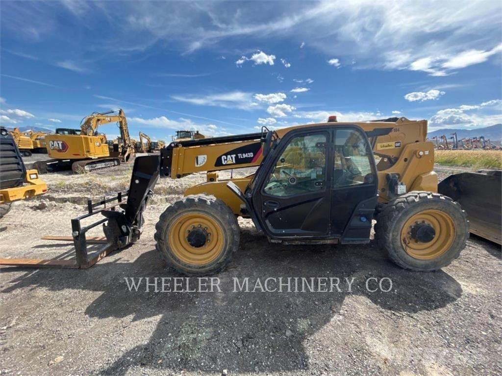 CAT TL943D CB Teleskoplader