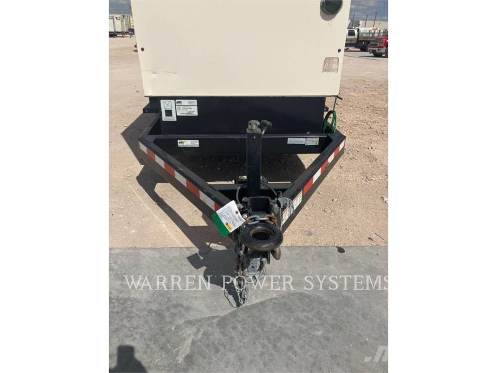 CAT XQ230 T4F Andere Generatoren