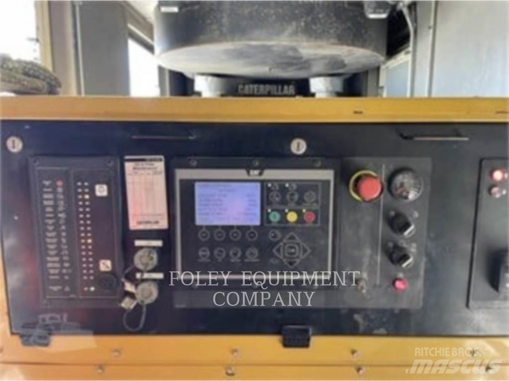 CAT XQ800 Andere Generatoren