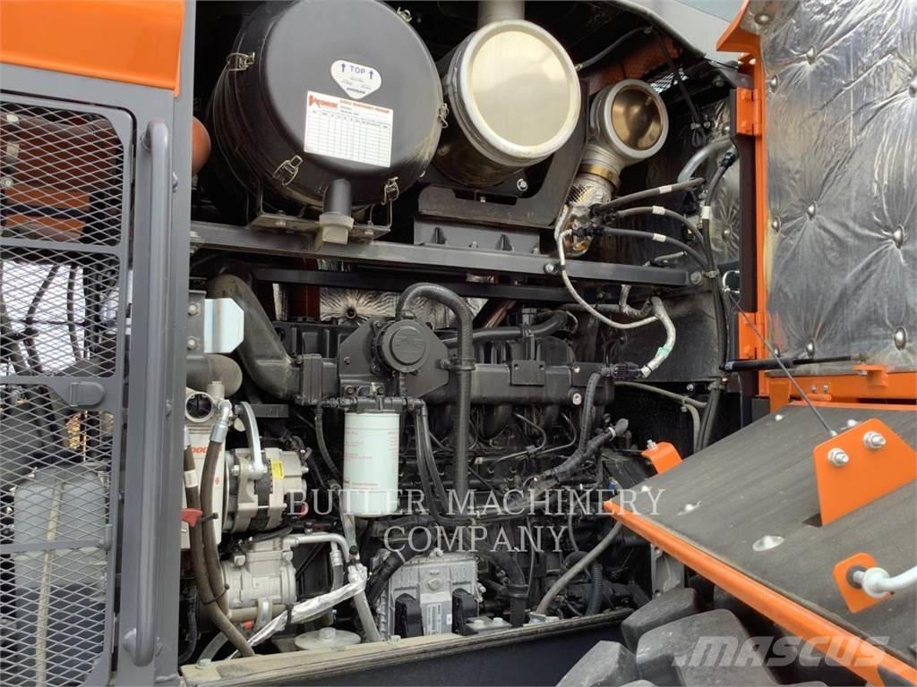 Doosan DL320-7 Radlader
