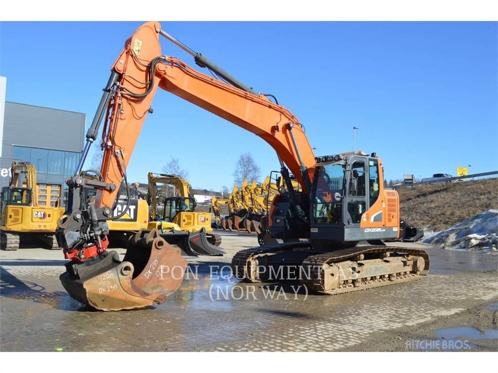 Doosan DX235 Raupenbagger