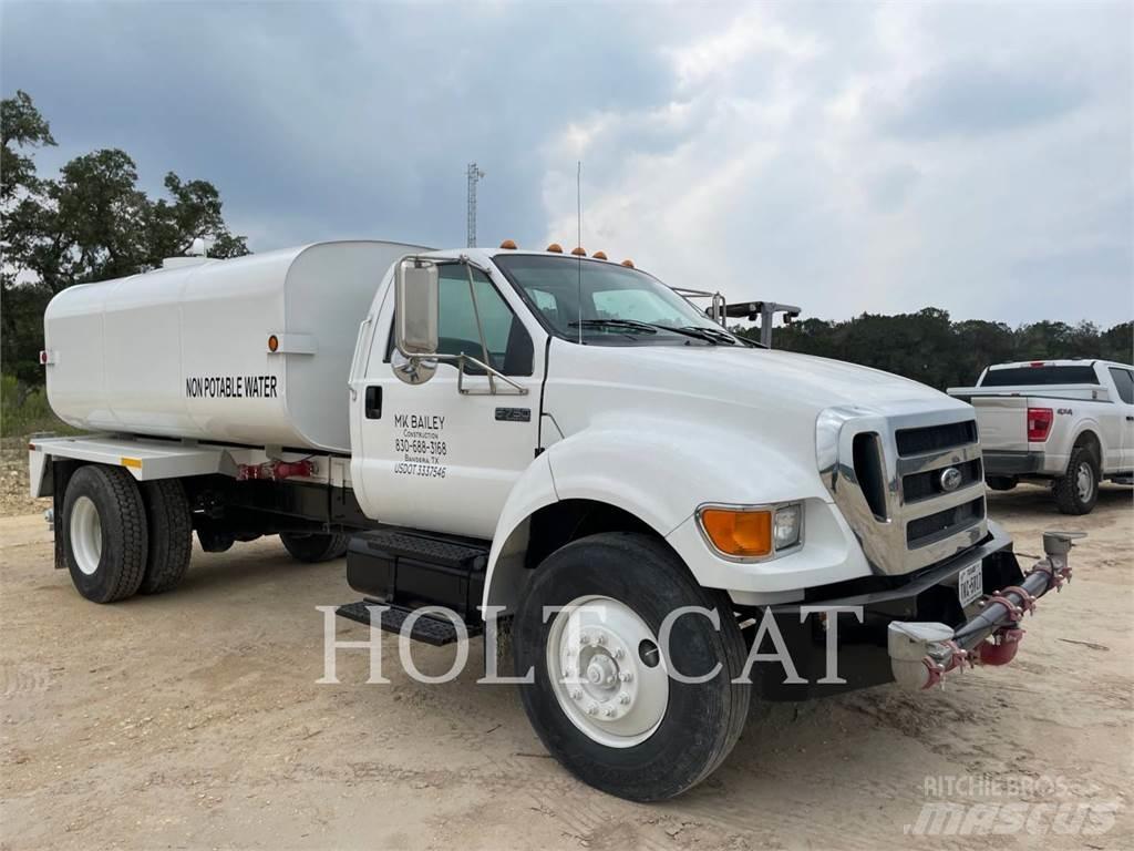 Ford F750 Tankwagen