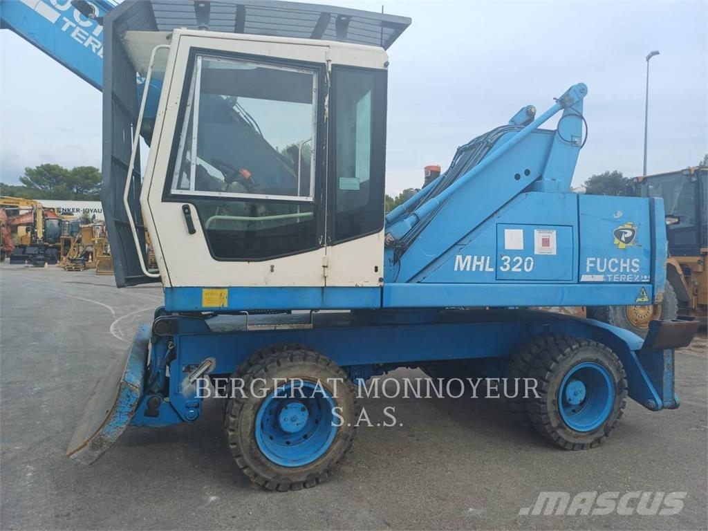 Fuchs MHL320 Mobilbagger