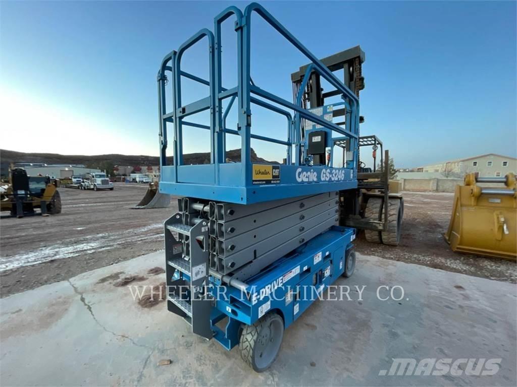 Genie GS3246 Scheren-Arbeitsbühnen
