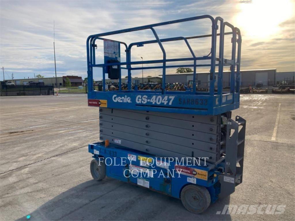 Genie GS4047 Scheren-Arbeitsbühnen