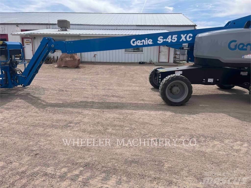 Genie S45XC Gelenkteleskoparbeitsbühnen