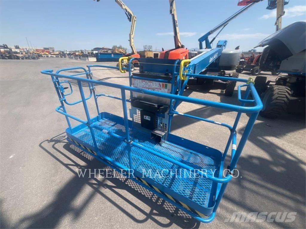 Genie S45XC Gelenkteleskoparbeitsbühnen