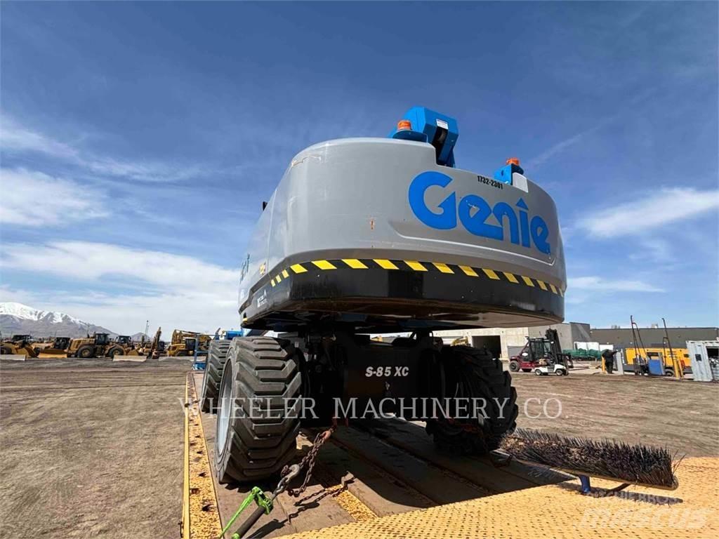Genie S85XC Gelenkteleskoparbeitsbühnen
