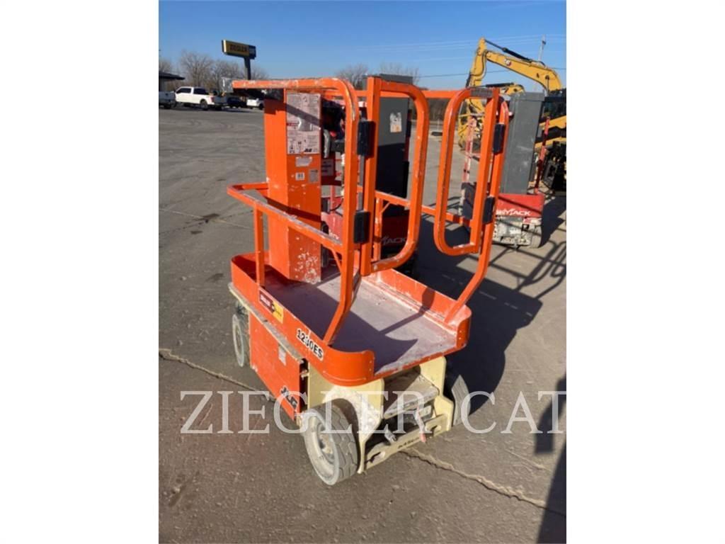JLG 1230ES Scheren-Arbeitsbühnen