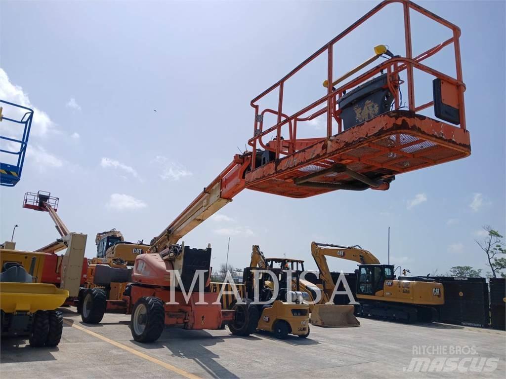 JLG 1250AJP Gelenkteleskoparbeitsbühnen