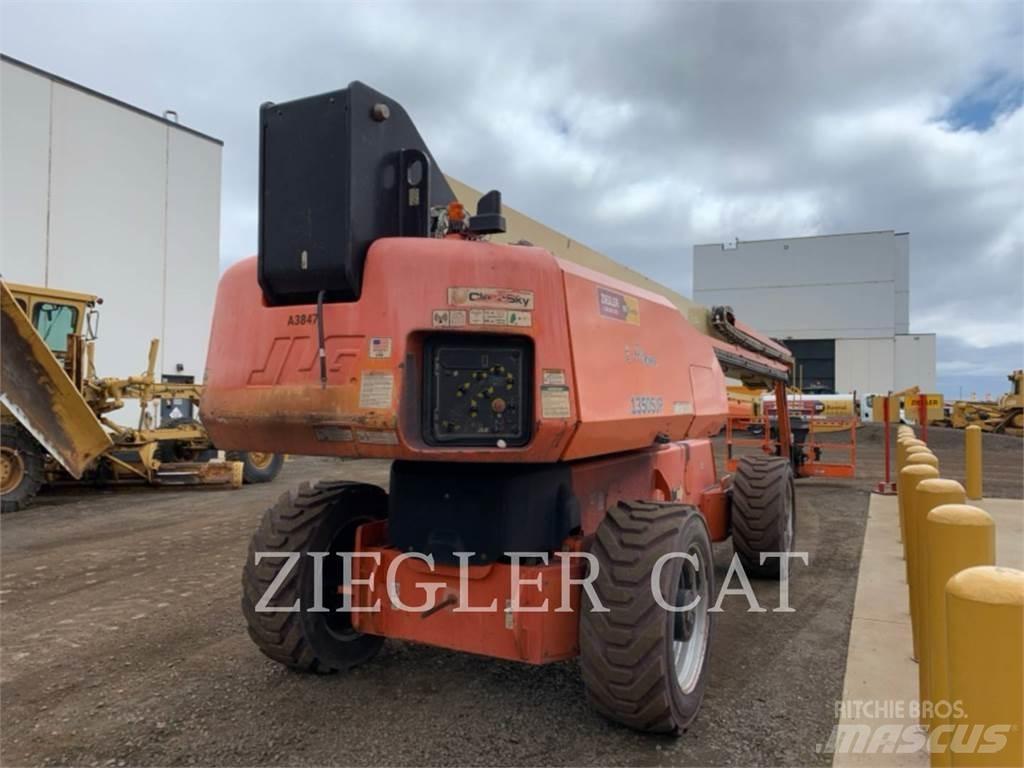 JLG 1350SJP Gelenkteleskoparbeitsbühnen