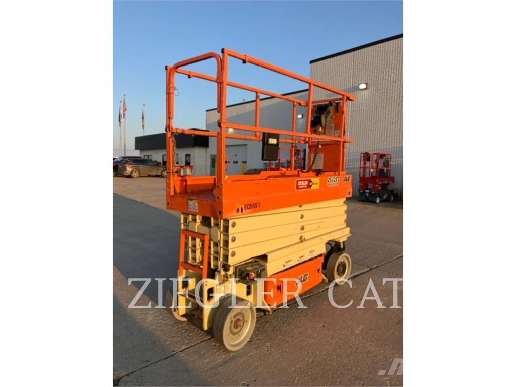 JLG 2632ES Scheren-Arbeitsbühnen