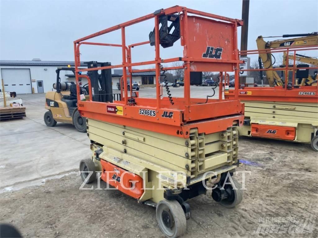 JLG 3246ES Scheren-Arbeitsbühnen