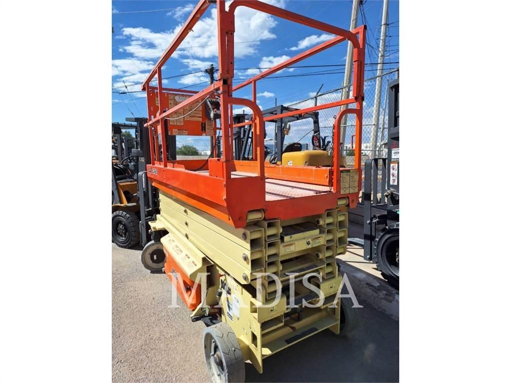JLG 3246ES Scheren-Arbeitsbühnen