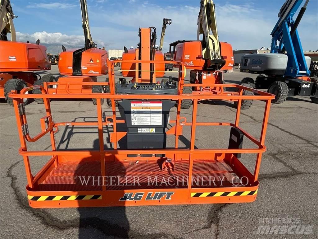JLG 460SJ Gelenkteleskoparbeitsbühnen