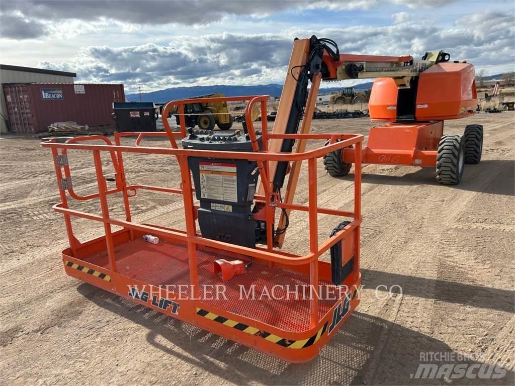 JLG 460SJ Gelenkteleskoparbeitsbühnen