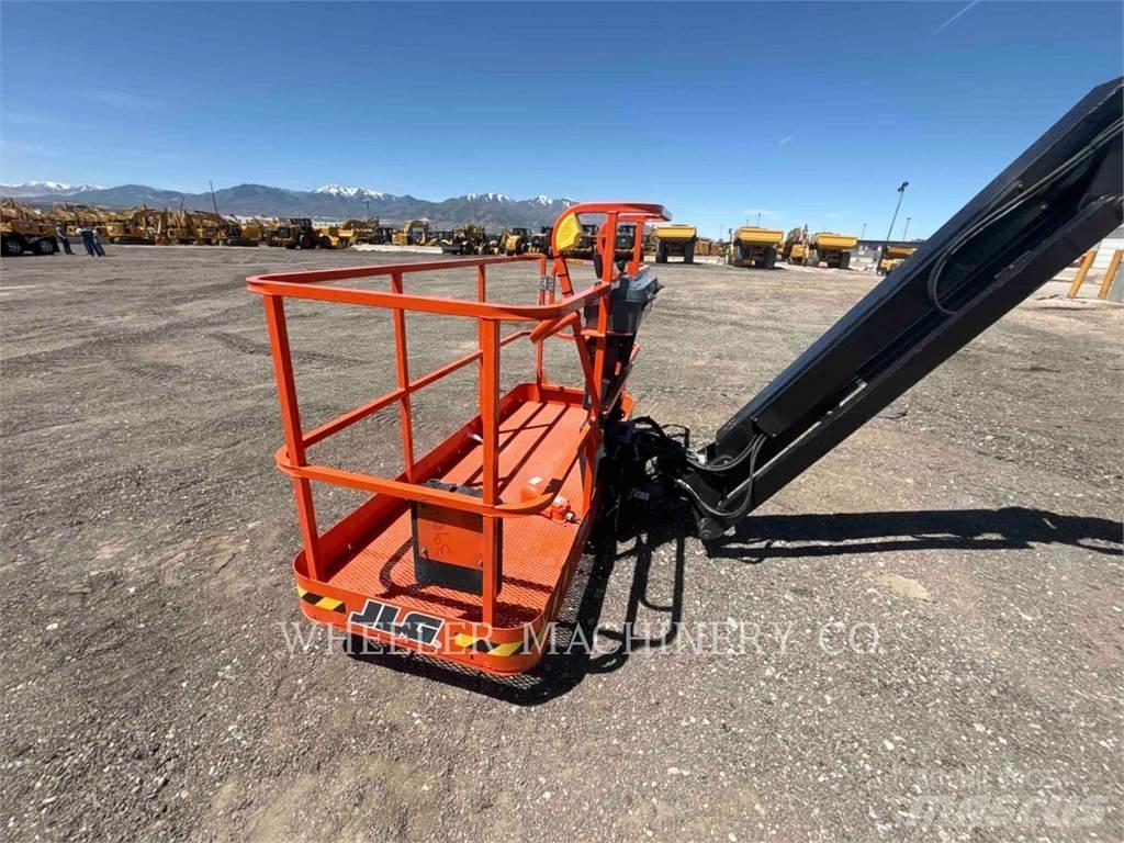 JLG 460SJ Gelenkteleskoparbeitsbühnen