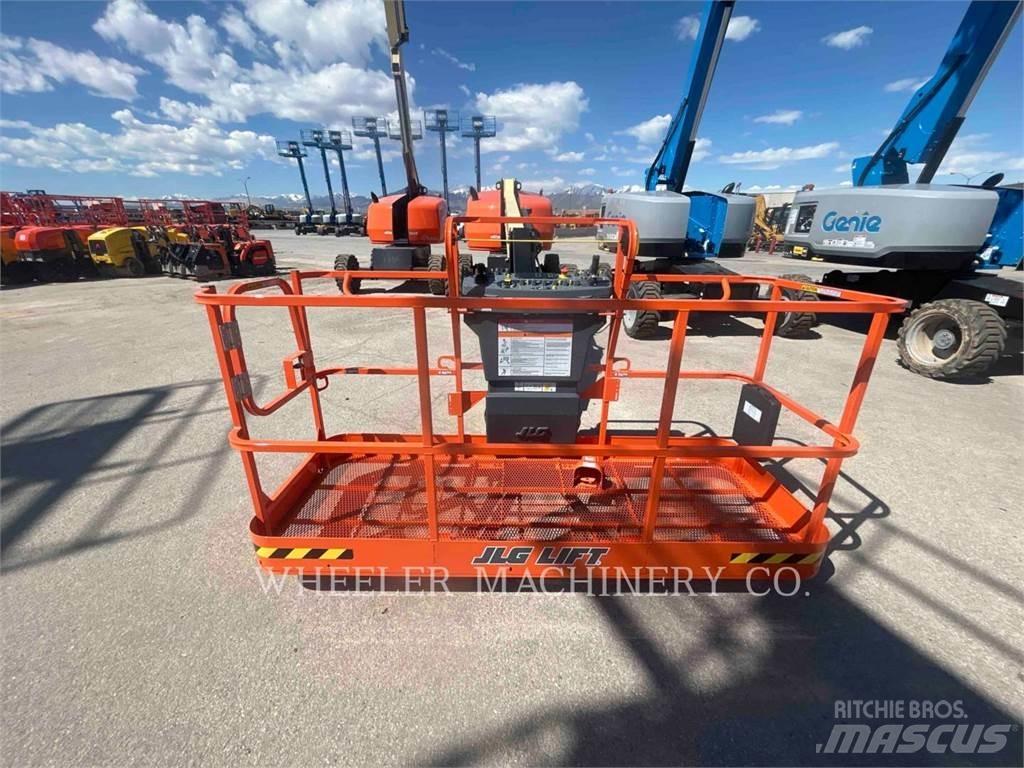 JLG 460SJ Gelenkteleskoparbeitsbühnen