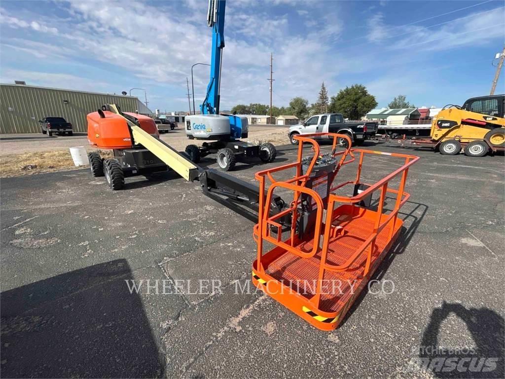JLG 460SJ Gelenkteleskoparbeitsbühnen