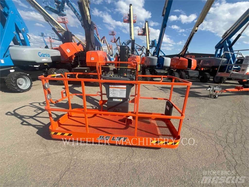 JLG 460SJ Gelenkteleskoparbeitsbühnen