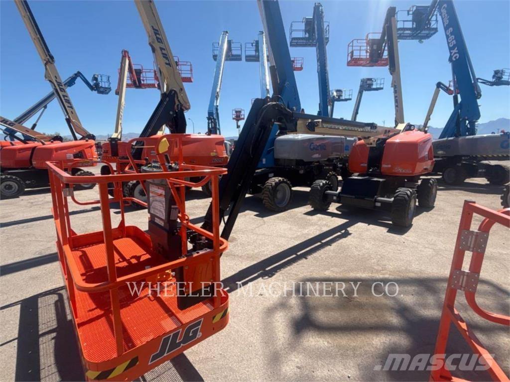JLG 460SJ SP Gelenkteleskoparbeitsbühnen