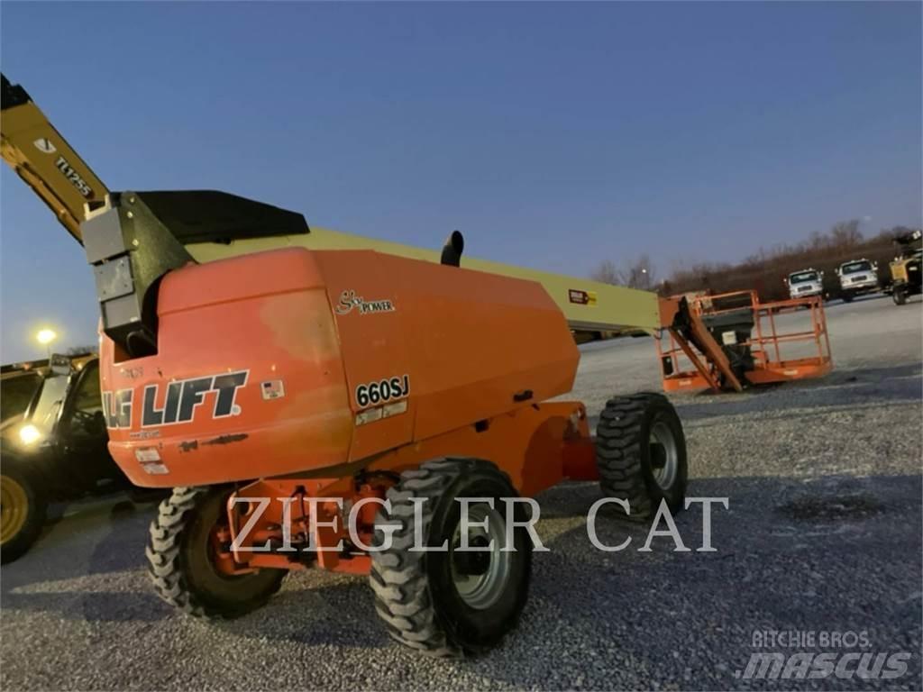 JLG 660SJ Gelenkteleskoparbeitsbühnen