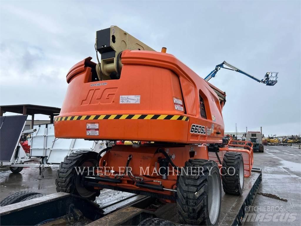JLG 660SJ SP Gelenkteleskoparbeitsbühnen