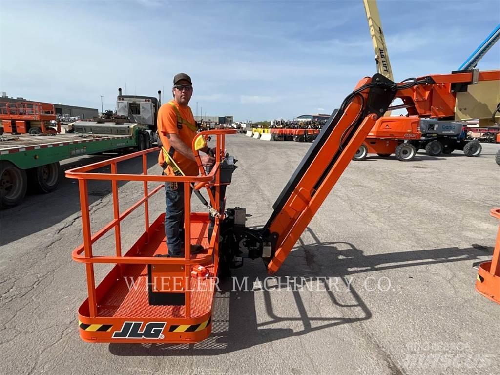 JLG 860SJ Gelenkteleskoparbeitsbühnen