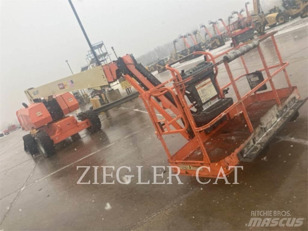 JLG 860SJ Gelenkteleskoparbeitsbühnen