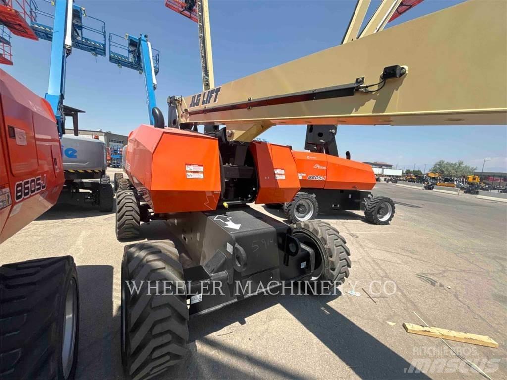 JLG 860SJ Gelenkteleskoparbeitsbühnen