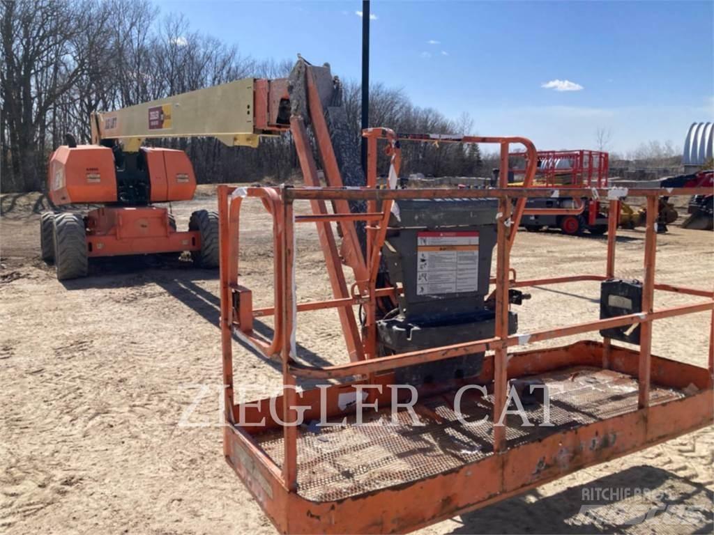 JLG 860SJ Gelenkteleskoparbeitsbühnen
