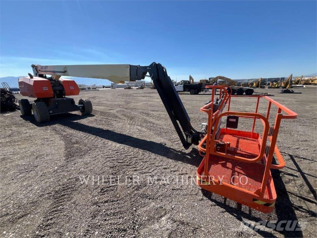 JLG 860SJ SP Gelenkteleskoparbeitsbühnen