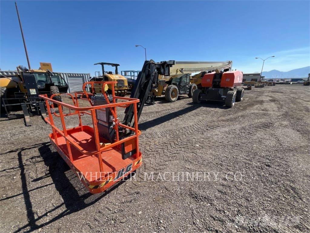 JLG 860SJ SP Gelenkteleskoparbeitsbühnen