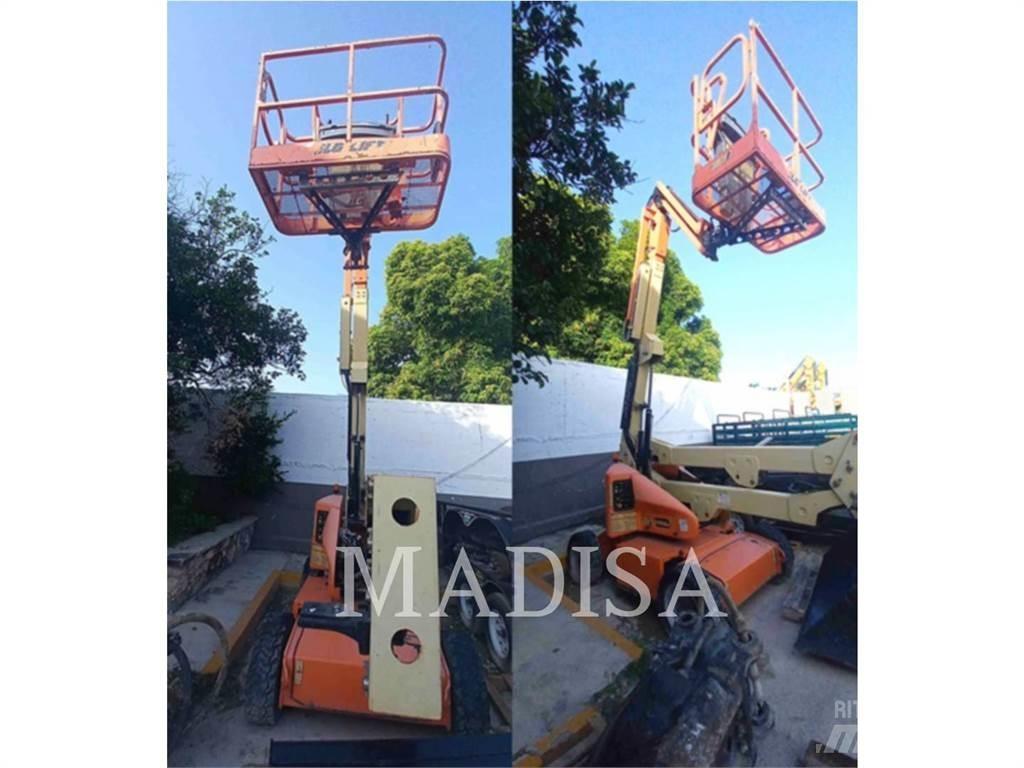 JLG E450AJ Gelenkteleskoparbeitsbühnen