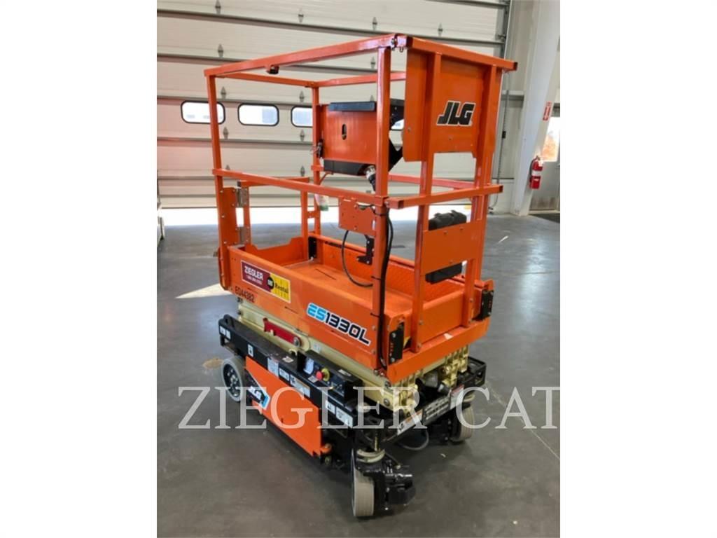 JLG ES1330L Scheren-Arbeitsbühnen