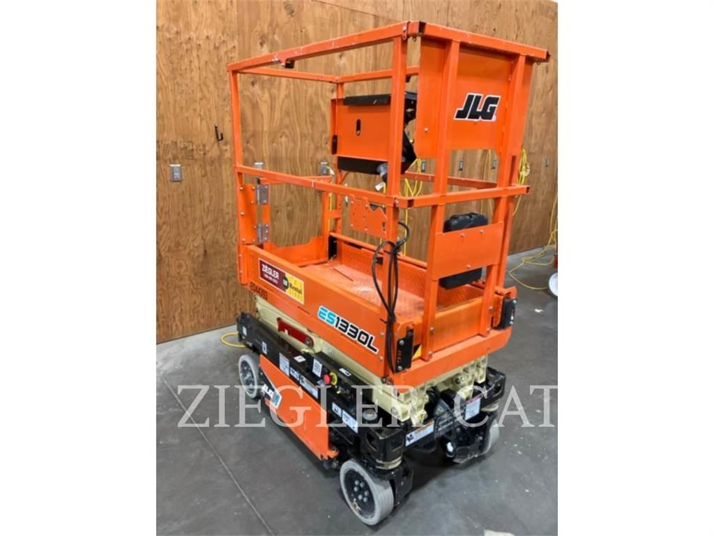 JLG ES1330L Scheren-Arbeitsbühnen