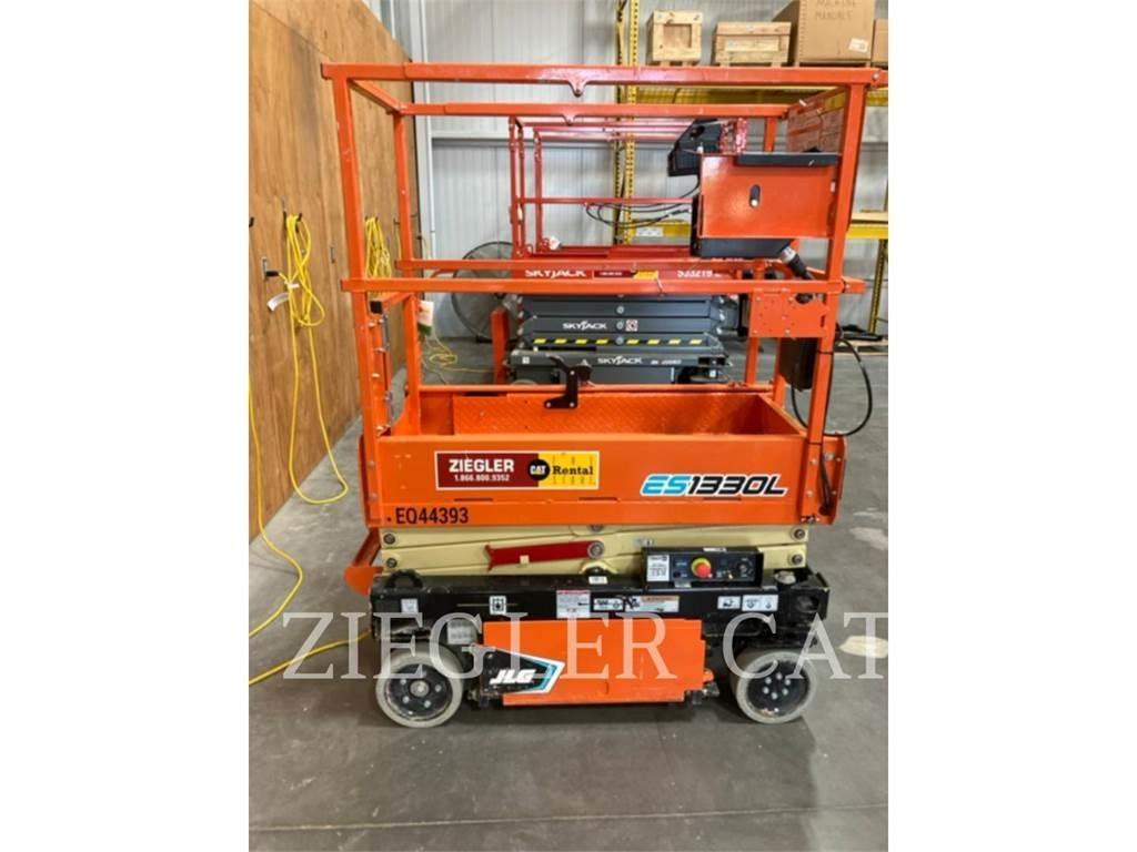 JLG ES1330L Scheren-Arbeitsbühnen